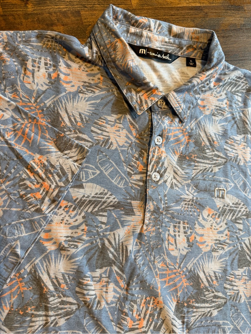 Travis Mathew Polo Shirt Mens XL Blue Leaf Floral AOP Stretch Golf Performance